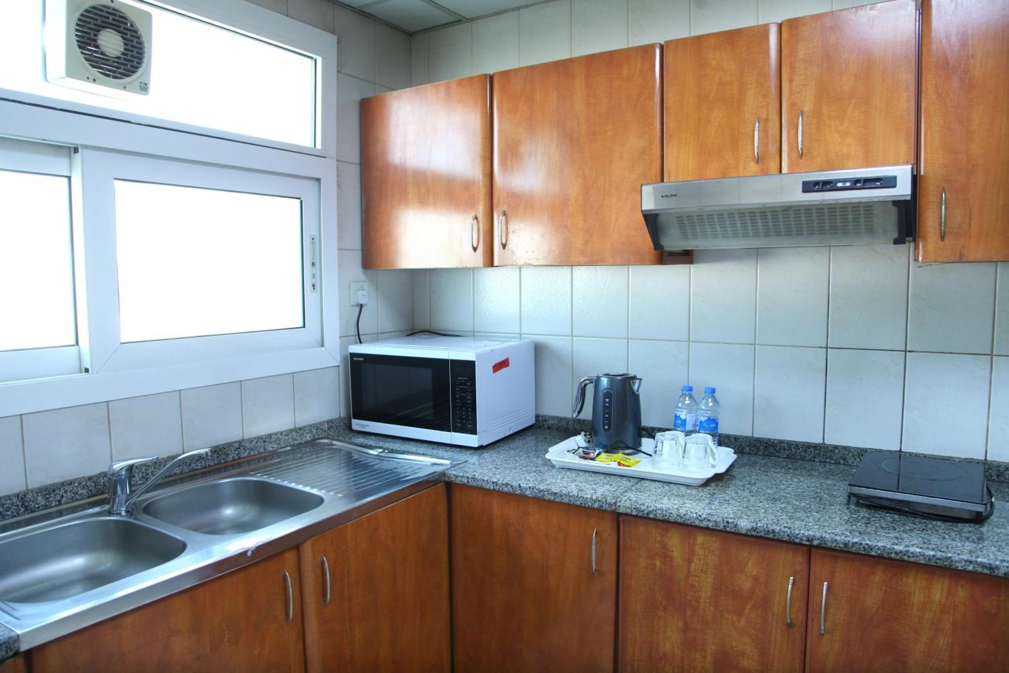 Ruwi Hotel Apartments, שארג'ה מראה חיצוני תמונה