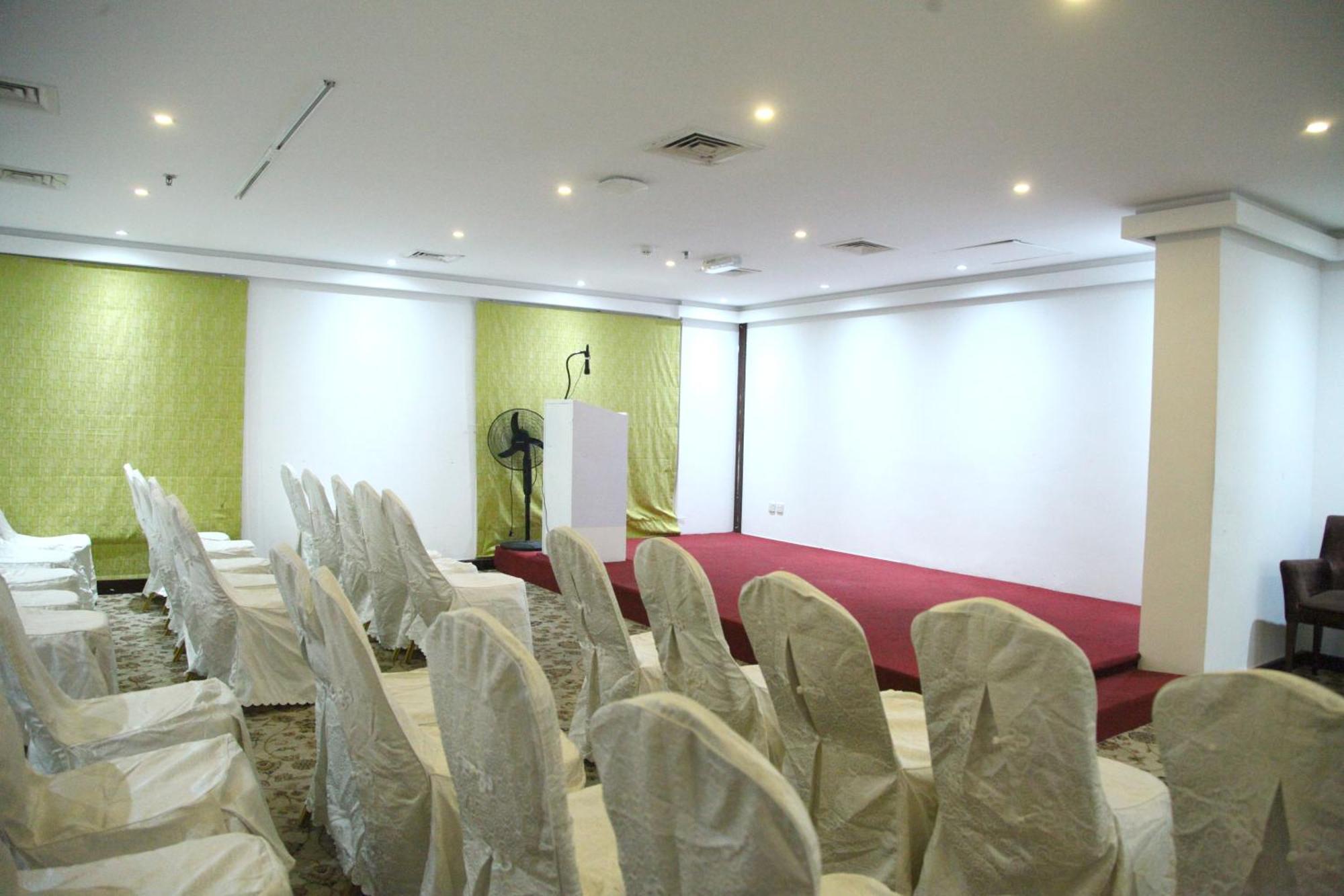 Ruwi Hotel Apartments, שארג'ה מראה חיצוני תמונה